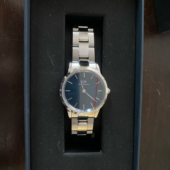 Daniel Wellington Accessories - Daniel Wellington Silver and Black Watch